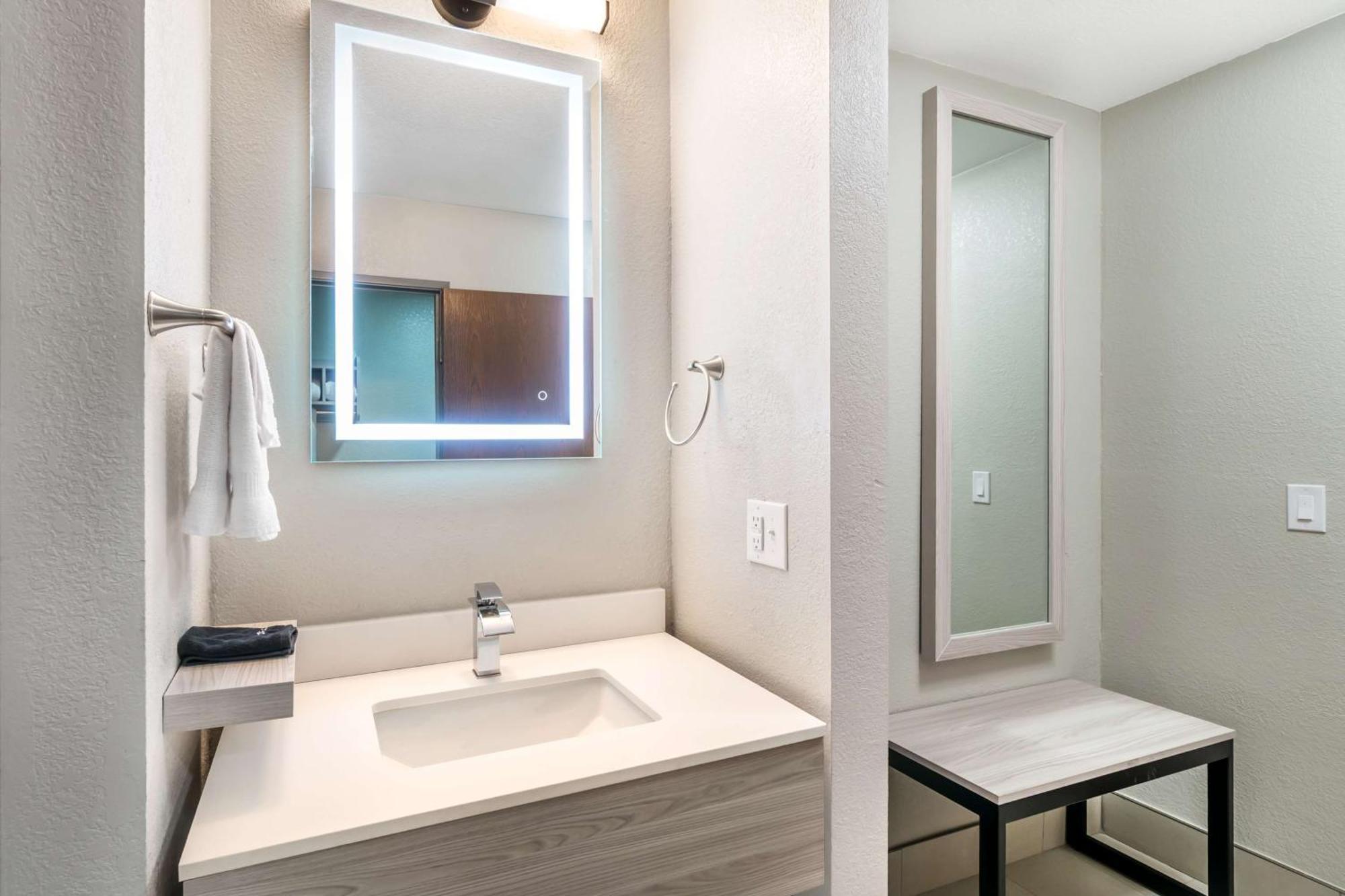 Best Western Wichita North 파크시티 외부 사진